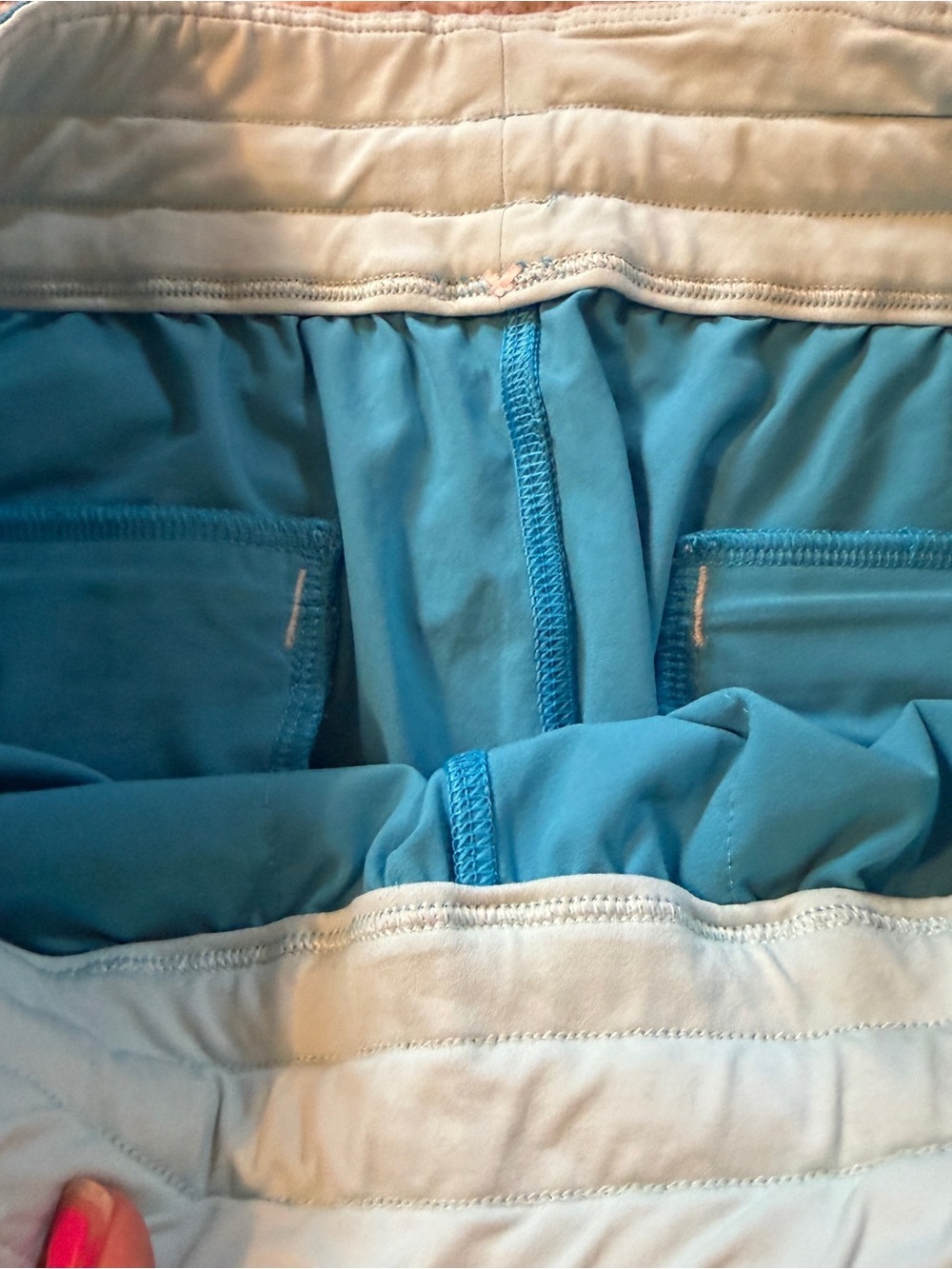 Lululemon Color blocked detail, blue, vacation, straight leg cut, mid rise waist - Picture 6 of 8